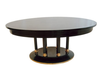 Ovaler Tisch T2